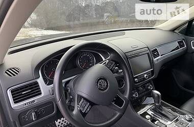 Внедорожник / Кроссовер Volkswagen Touareg 2017 в Житомире