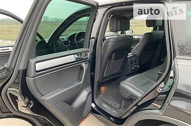 Позашляховик / Кросовер Volkswagen Touareg 2012 в 