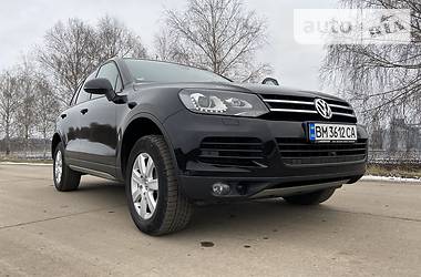 Позашляховик / Кросовер Volkswagen Touareg 2012 в 
