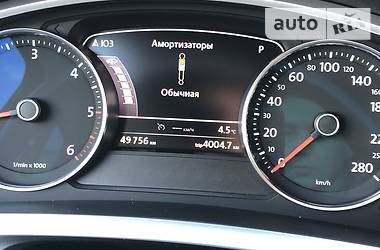 Позашляховик / Кросовер Volkswagen Touareg 2017 в 