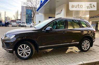 Позашляховик / Кросовер Volkswagen Touareg 2017 в 