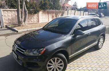 Внедорожник / Кроссовер Volkswagen Touareg 2011 в Одессе