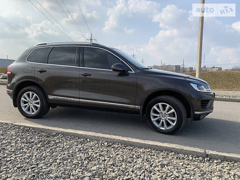 Позашляховик / Кросовер Volkswagen Touareg 2016 в Дніпрі фото 8 Позашляховик / Кросовер Volkswagen Touareg 2016 в Дніпрі
