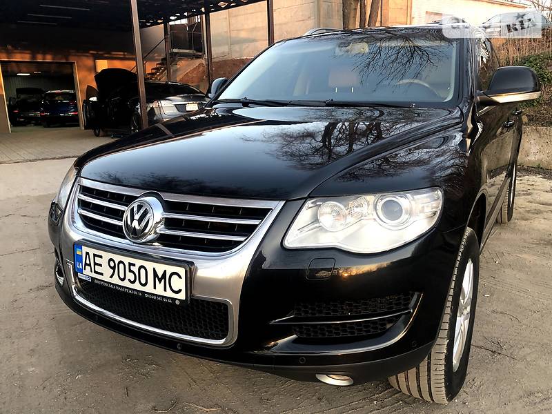 Позашляховик / Кросовер Volkswagen Touareg 2008 в Кривому Розі