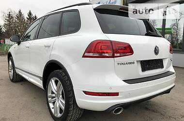 Позашляховик / Кросовер Volkswagen Touareg 2013 в 