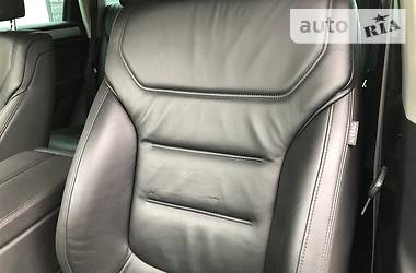 Позашляховик / Кросовер Volkswagen Touareg 2013 в 