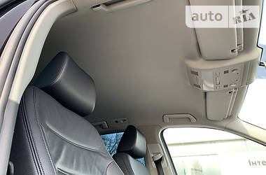 Позашляховик / Кросовер Volkswagen Touareg 2011 в 