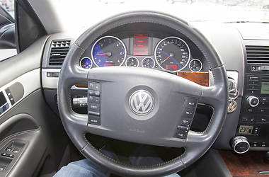 Позашляховик / Кросовер Volkswagen Touareg 2007 в 