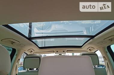Позашляховик / Кросовер Volkswagen Touareg 2012 в 