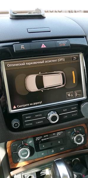 Позашляховик / Кросовер Volkswagen Touareg 2011 в Харкові