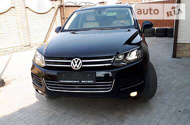 Позашляховик / Кросовер Volkswagen Touareg 2011 в 
