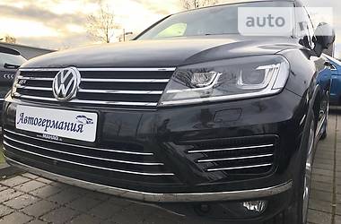 Позашляховик / Кросовер Volkswagen Touareg 2017 в 