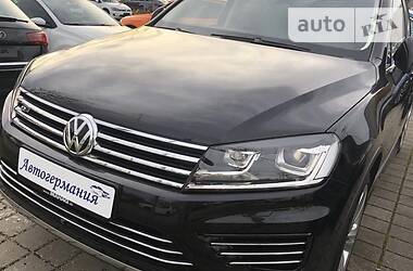 Позашляховик / Кросовер Volkswagen Touareg 2017 в 