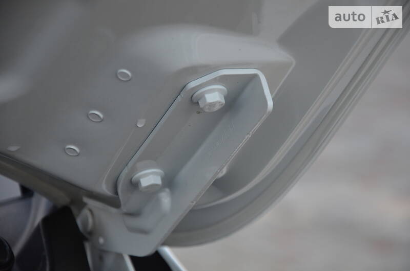 Позашляховик / Кросовер Volkswagen Touareg 2015 в Луцьку