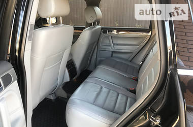 Позашляховик / Кросовер Volkswagen Touareg 2008 в 