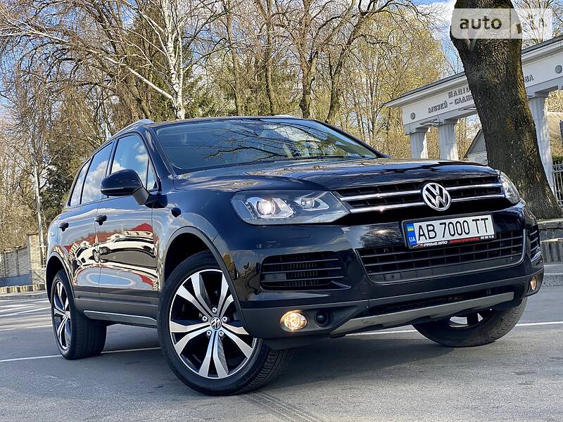 Внедорожник / Кроссовер Volkswagen Touareg 2014 в Виннице