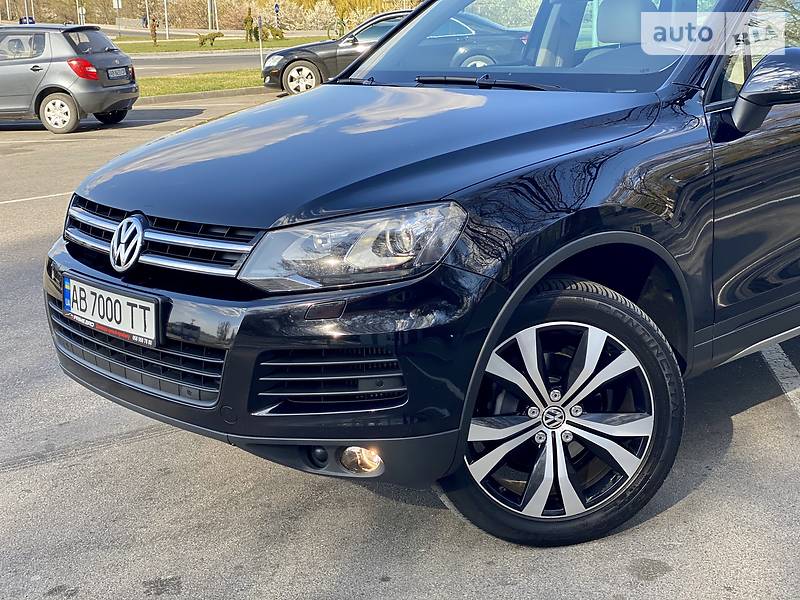 Внедорожник / Кроссовер Volkswagen Touareg 2014 в Виннице