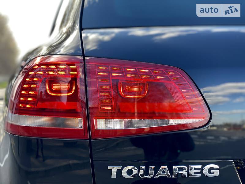 Внедорожник / Кроссовер Volkswagen Touareg 2014 в Виннице