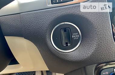 Позашляховик / Кросовер Volkswagen Touareg 2014 в 