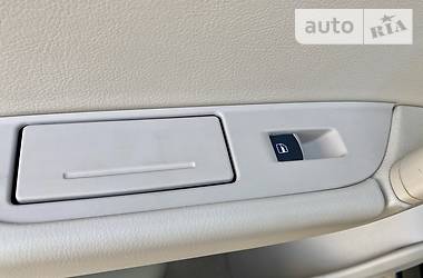 Позашляховик / Кросовер Volkswagen Touareg 2014 в 