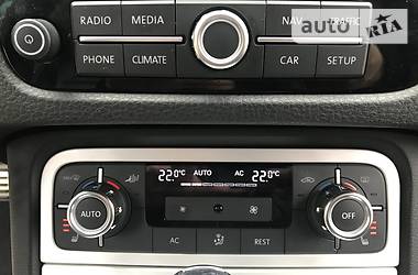 Позашляховик / Кросовер Volkswagen Touareg 2011 в 