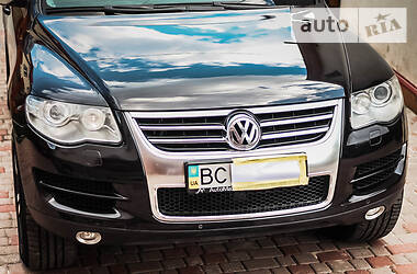 Позашляховик / Кросовер Volkswagen Touareg 2007 в 