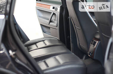 Позашляховик / Кросовер Volkswagen Touareg 2007 в 