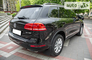 Позашляховик / Кросовер Volkswagen Touareg 2012 в Хмельницькому