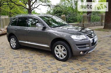 Позашляховик / Кросовер Volkswagen Touareg 2009 в 