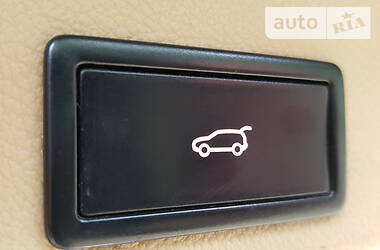 Позашляховик / Кросовер Volkswagen Touareg 2009 в 