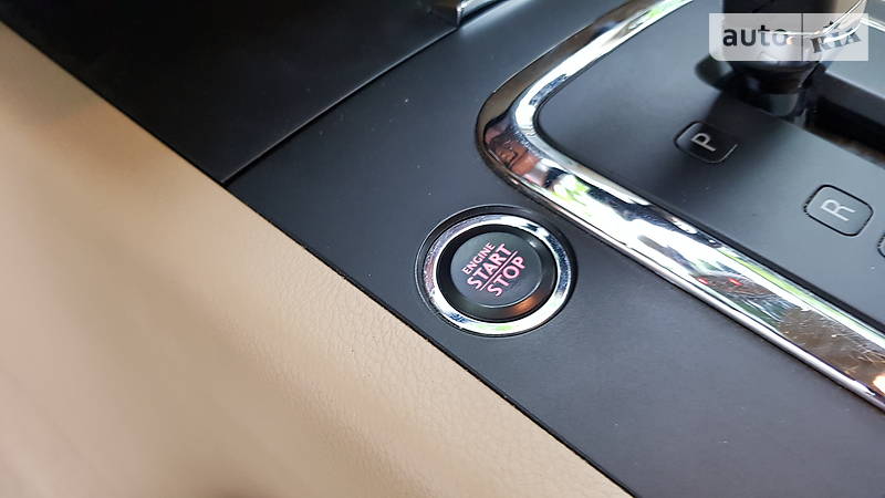 Позашляховик / Кросовер Volkswagen Touareg 2009 в Полтаві