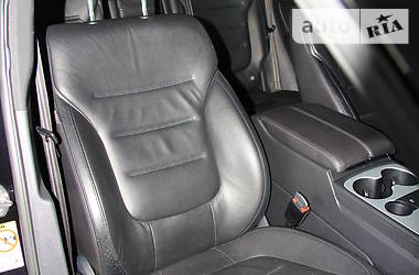 Позашляховик / Кросовер Volkswagen Touareg 2010 в 