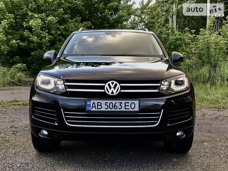 Позашляховик / Кросовер Volkswagen Touareg 2013 в Вінниці