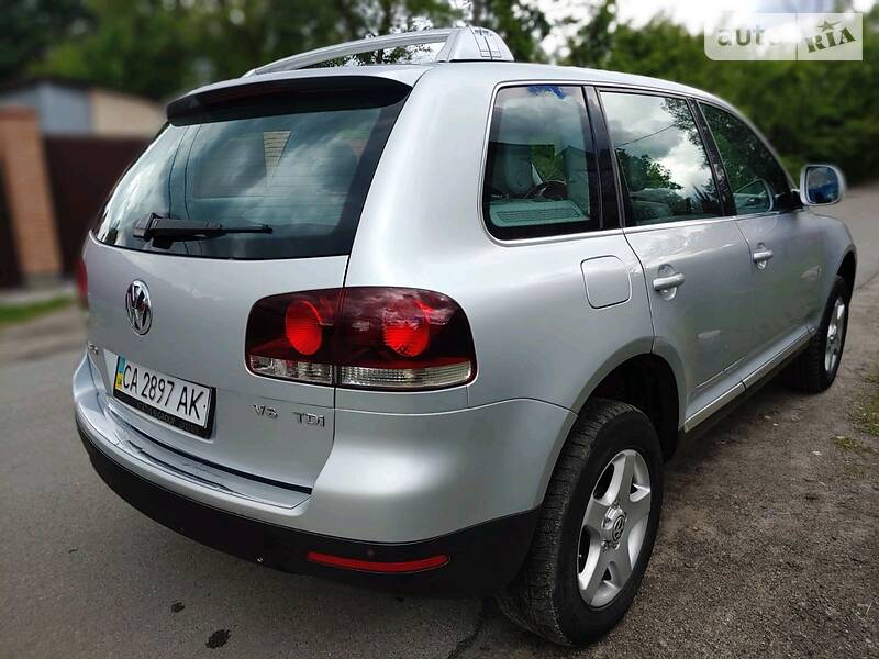 Позашляховик / Кросовер Volkswagen Touareg 2007 в Києві