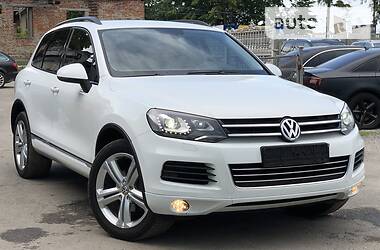 Позашляховик / Кросовер Volkswagen Touareg 2014 в Тернополі