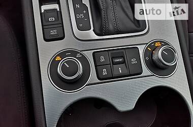 Внедорожник / Кроссовер Volkswagen Touareg 2015 в 