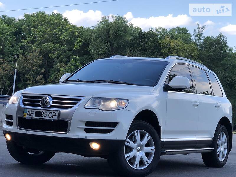 Внедорожник / Кроссовер Volkswagen Touareg 2009 в Днепре