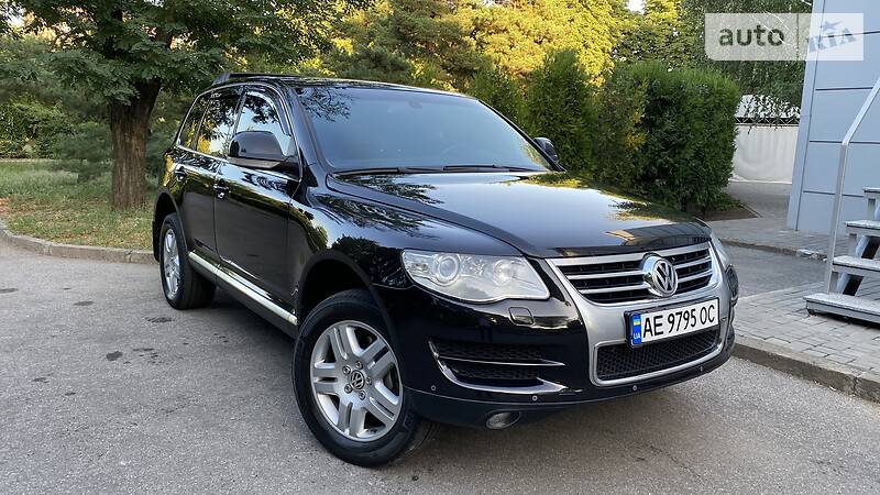 Позашляховик / Кросовер Volkswagen Touareg 2007 в Дніпрі