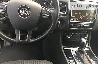 Внедорожник / Кроссовер Volkswagen Touareg 2013 в Житомире