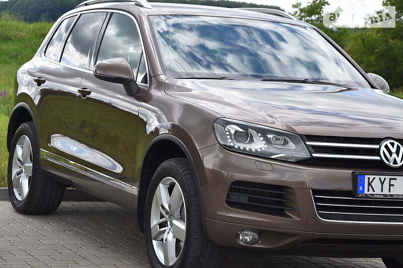 Позашляховик / Кросовер Volkswagen Touareg 2012 в Дрогобичі
