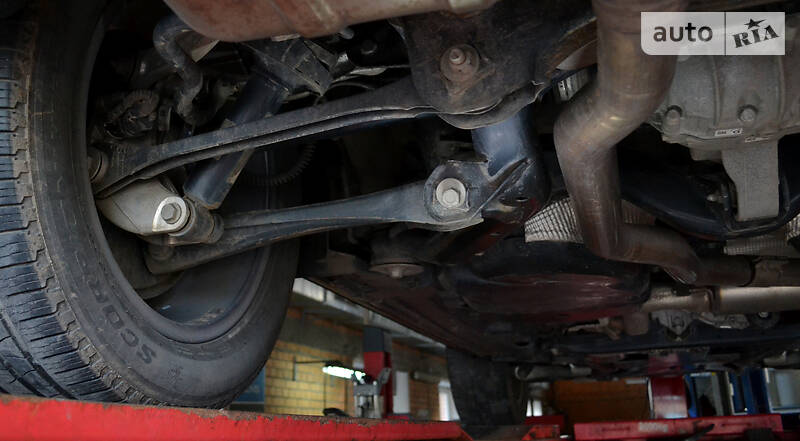 Позашляховик / Кросовер Volkswagen Touareg 2014 в Києві