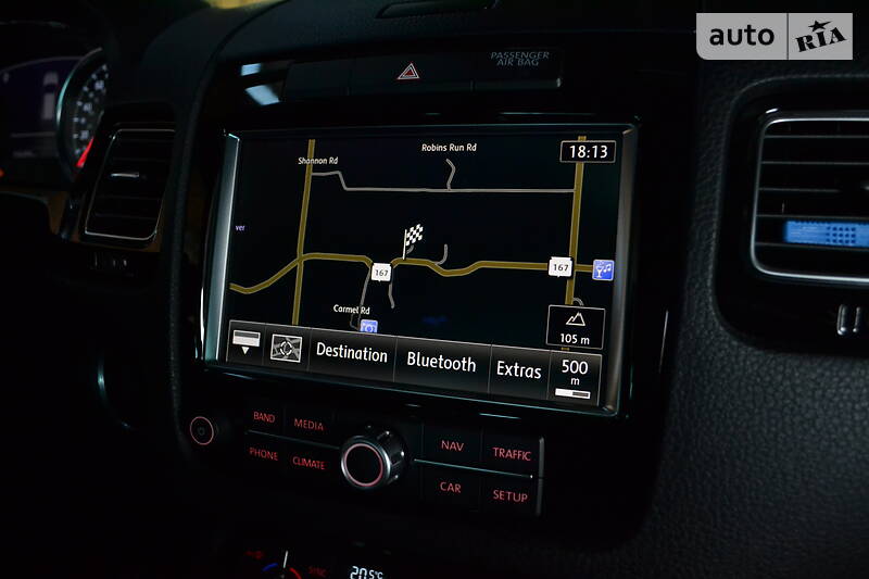 Позашляховик / Кросовер Volkswagen Touareg 2014 в Києві