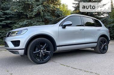 Универсал Volkswagen Touareg 2016 в 