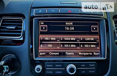 Позашляховик / Кросовер Volkswagen Touareg 2015 в 