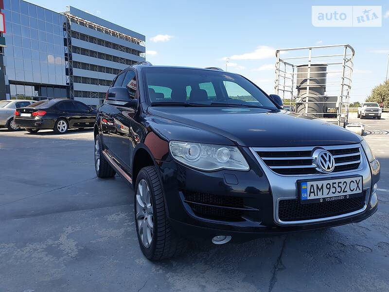 Позашляховик / Кросовер Volkswagen Touareg 2007 в Києві