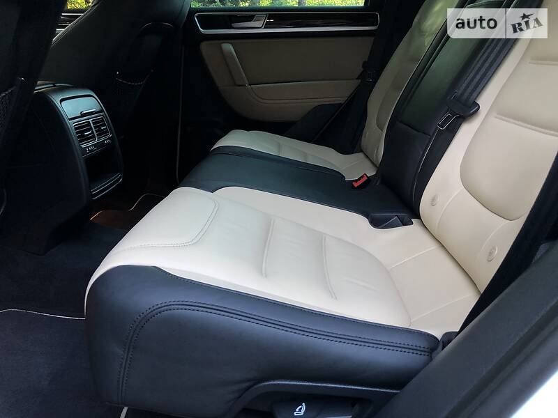 Позашляховик / Кросовер Volkswagen Touareg 2016 в Дрогобичі фото 176 Позашляховик / Кросовер Volkswagen Touareg 2016 в Дрогобичі