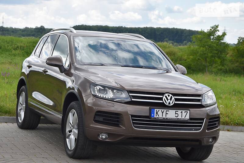 Позашляховик / Кросовер Volkswagen Touareg 2012 в Дрогобичі