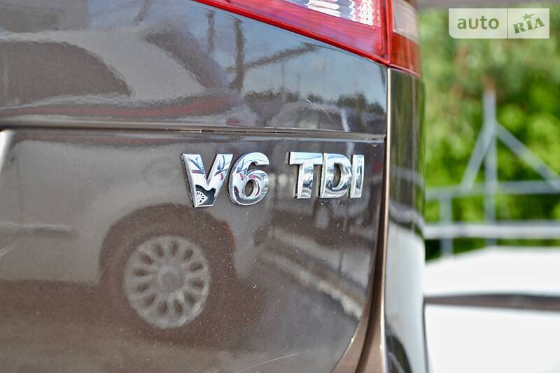 Позашляховик / Кросовер Volkswagen Touareg 2012 в Києві фото 28 Позашляховик / Кросовер Volkswagen Touareg 2012 в Києві