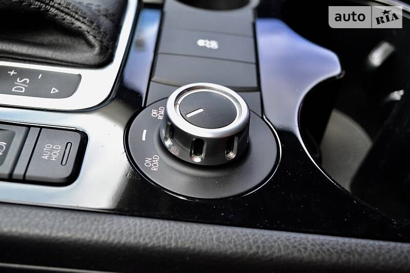 Позашляховик / Кросовер Volkswagen Touareg 2012 в Києві фото 38 Позашляховик / Кросовер Volkswagen Touareg 2012 в Києві