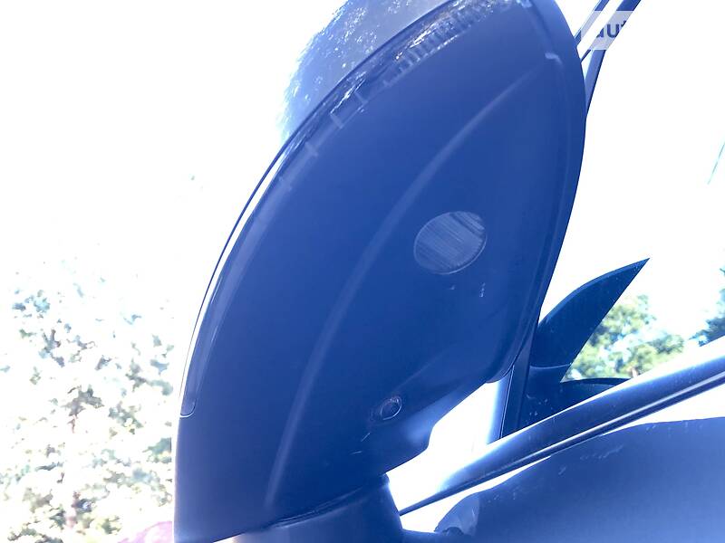 Позашляховик / Кросовер Volkswagen Touareg 2015 в Дрогобичі